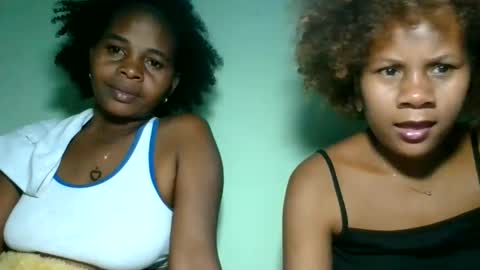 Snapshot of lorienne98 chatting on June 7, 2026, 12:31 pm lorienne98 online show from June 7, 2026, 12:31 pm