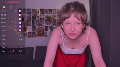 Snapshot of lorilorilorilori chatting on November 26, 2025, 7:53 am lorilorilorilori online show from November 26, 2025, 7:53 am