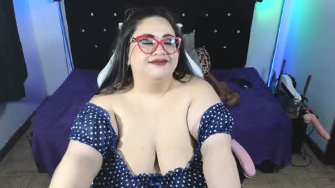 Snapshot of loriscohen3 chatting on February 8, 2025, 10:39 am loriscohen3 online show from February 8, 2025, 10:39 am