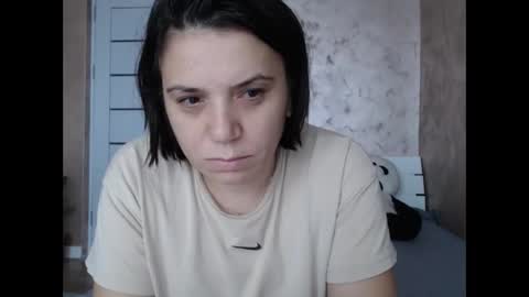 LorraGrey online show from November 8, 2025, 12:16 pm