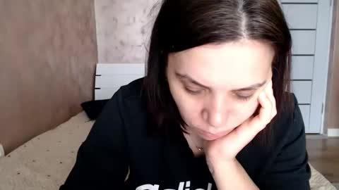 LorraGrey online show from March 20, 2026, 6:29 am