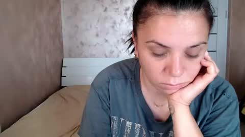 LorraGrey online show from June 17, 2026, 3:09 am