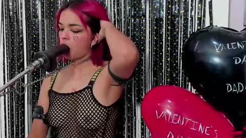 Snapshot of lorraine_williams_ chatting on February 14, 2025, 2:44 pm lore online show from February 14, 2025, 2:44 pm