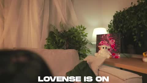 Jess online show from February 1, 2026, 7:23 pm