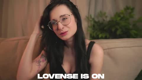 Jess online show from February 9, 2026, 11:36 am