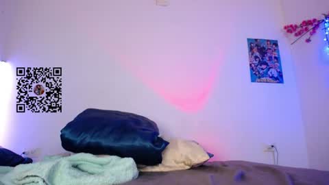 Snapshot of lou_cuteee chatting on July 31, 2026, 5:18 am lou_cuteee online show from July 31, 2026, 5:18 am