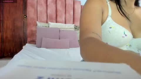  Lou Rosse  online show from September 17, 2025, 9:27 pm