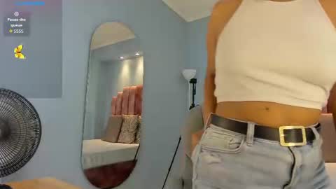 Snapshot of lou_rosse chatting on June 11, 2026, 7:34 pm Lou Rosse online show from June 11, 2026, 7:34 pm