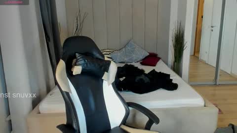 Snapshot of louie_evans chatting on September 27, 2025, 3:39 pm louie_evans online show from September 27, 2025, 3:39 pm