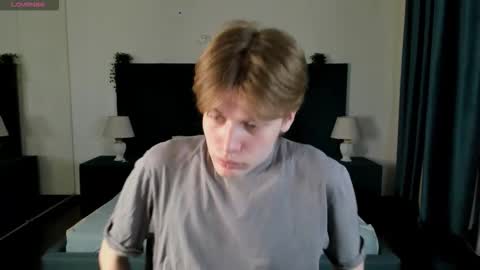 louie_evans online show from January 12, 2026, 9:42 pm