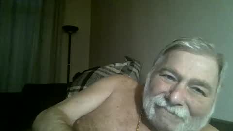 louis_chokdee online show from January 26, 2025, 4:41 pm