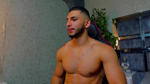 Snapshot of louis_connor chatting on September 22, 2025, 2:41 pm Louis online show from September 22, 2025, 2:41 pm