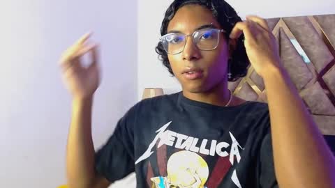 Louis Valdz online show from December 27, 2024, 8:28 pm