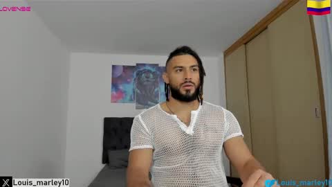 louis_marley_ online show from February 11, 2025, 10:50 pm