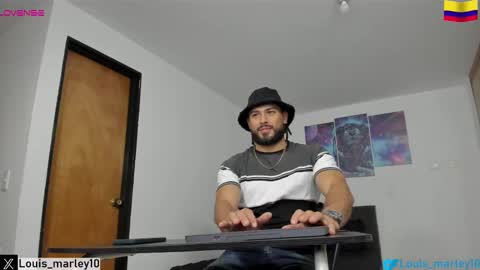 louis_marley_ online show from March 12, 2025, 2:52 am