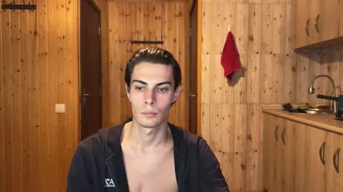 Mark online show from October 21, 2025, 1:28 am