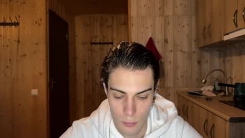 Snapshot of louis_preston chatting on March 31, 2026, 4:24 am Mark online show from March 31, 2026, 4:24 am