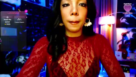 Snapshot of louisassy chatting on May 25, 2026, 2:50 am Louisa online show from May 25, 2026, 2:50 am