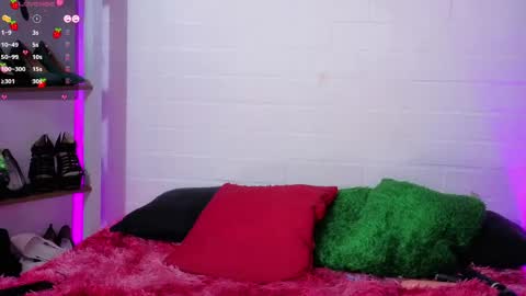  LouIse  online show from May 7, 2026, 4:45 pm