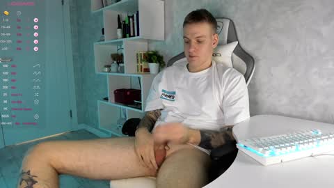 Snapshot of louisjafferson chatting on January 13, 2025, 5:12 pm Louis online show from January 13, 2025, 5:12 pm