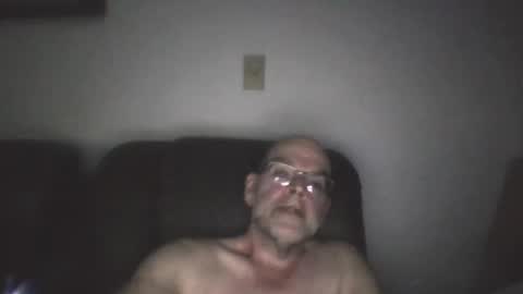 louism13 online show from May 3, 2026, 4:29 am