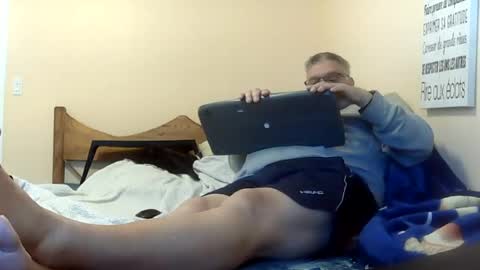loumtl3 online show from June 16, 2026, 11:46 am