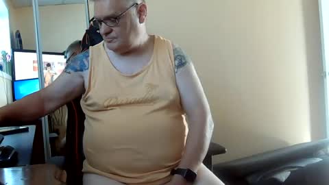 loumtl3 online show from July 3, 2026, 12:22 pm