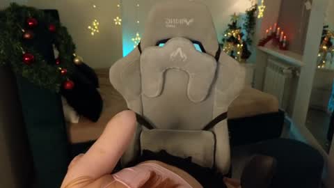 Snapshot of love_call chatting on January 3, 2025, 8:32 am love_call online show from January 3, 2025, 8:32 am