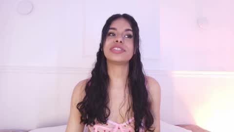 Snapshot of love_cameron chatting on December 16, 2025, 7:30 pm Cam online show from December 16, 2025, 7:30 pm