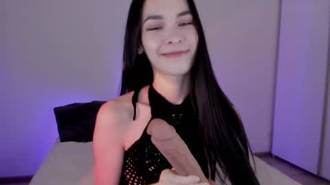 Snapshot of love_coin chatting on December 18, 2024, 3:58 am Love is name - I want to be your hobby General of hearts troops online show from December 18, 2024, 3:58 am