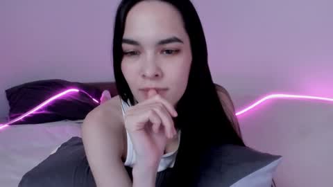 Snapshot of love_coin chatting on January 24, 2025, 4:59 am Love is name - I want to be your hobby General of hearts troops online show from January 24, 2025, 4:59 am