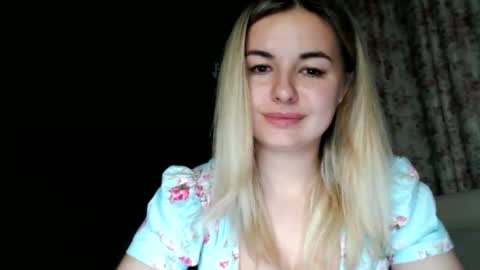 Snapshot of love_dom_meg chatting on June 7, 2026, 9:07 pm Megane online show from June 7, 2026, 9:07 pm