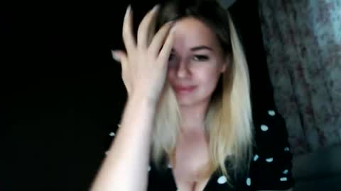 Snapshot of love_dom_meg chatting on June 15, 2026, 4:20 pm Megane online show from June 15, 2026, 4:20 pm