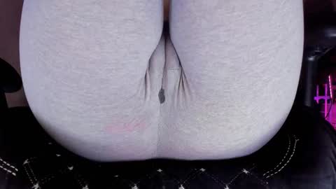 Kira online show from September 21, 2025, 12:18 pm