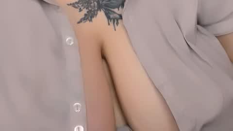 Snapshot of love_insidee chatting on November 7, 2025, 7:52 am Sailor online show from November 7, 2025, 7:52 am