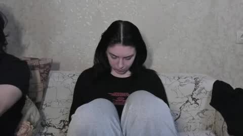 LINA online show from May 1, 2026, 6:34 pm