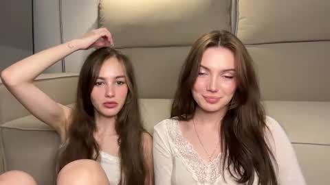 Snapshot of love_machine_ chatting on August 7, 2026, 5:15 pm Sofi online show from August 7, 2026, 5:15 pm