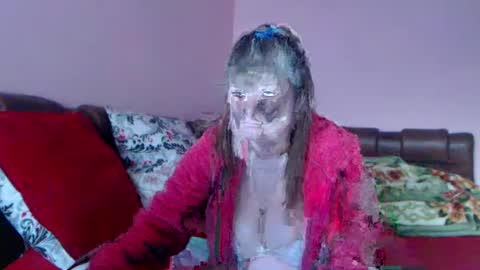 love_me_nice online show from January 15, 2025, 1:52 pm