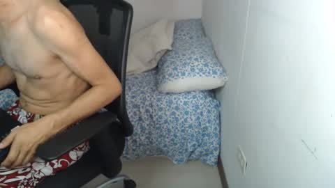 Snapshot of love_room_0206 chatting on April 9, 2026, 1:38 am Andys and mary online show from April 9, 2026, 1:38 am