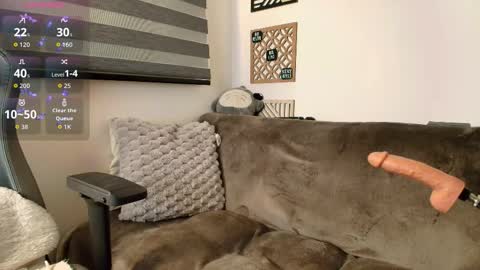 Snapshot of love_sharol chatting on December 2, 2025, 3:45 am Sharol Leon online show from December 2, 2025, 3:45 am