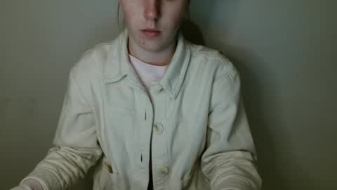 Vivian online show from February 10, 2026, 12:09 pm