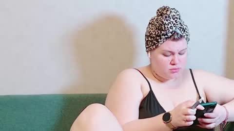 Snapshot of love_wiggy18 chatting on January 16, 2025, 1:04 pm Ally online show from January 16, 2025, 1:04 pm