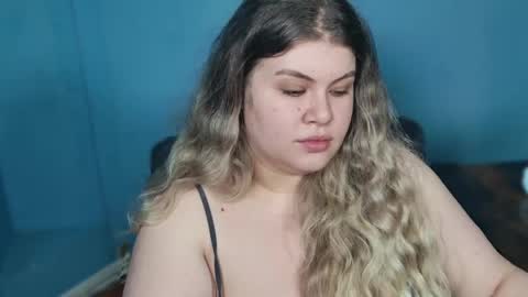 Snapshot of love_wiggy18 chatting on June 4, 2026, 4:51 am Ally online show from June 4, 2026, 4:51 am