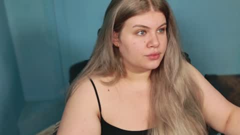 Snapshot of love_wiggy18 chatting on June 18, 2026, 4:13 am Ally online show from June 18, 2026, 4:13 am