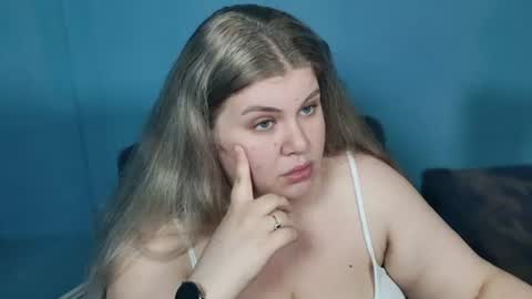 Snapshot of love_wiggy18 chatting on July 9, 2026, 5:17 pm Ally online show from July 9, 2026, 5:17 pm
