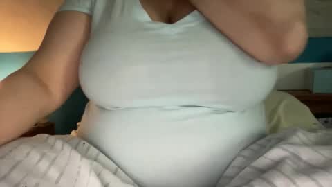 Snapshot of loveablekate chatting on May 22, 2026, 8:36 pm Kate online show from May 22, 2026, 8:36 pm