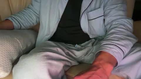 lovecoquin online show from December 2, 2025, 9:43 pm