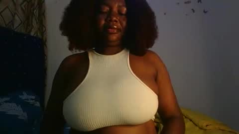 mila online show from October 4, 2025, 6:44 am