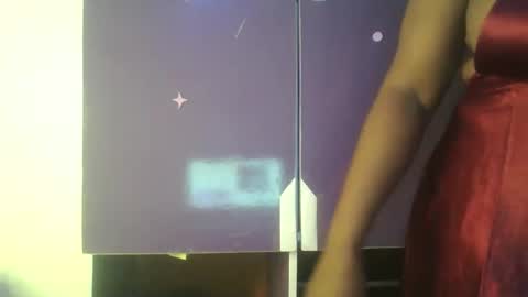 mila online show from April 30, 2026, 8:57 pm