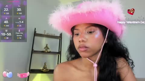 Luna  online show from January 12, 2025, 3:49 am